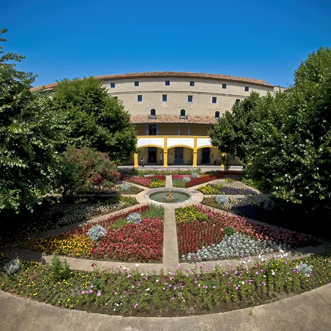 <strong>Monuments #1818 - Arles | 13</strong> <small>© Rémy SALAÜN</small>